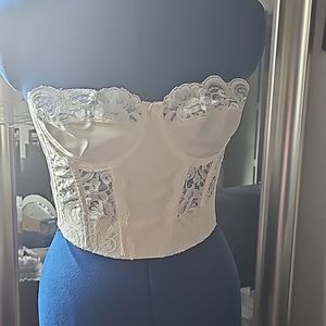 Vintage Victoria's Secret Victoria’s Secret lace bustier bra 34c